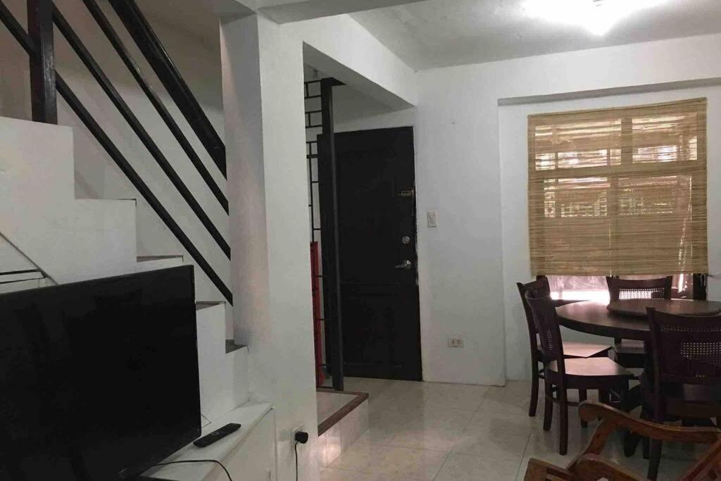Buder Townhouse Lias Marilao Bulacan Philippines Екстериор снимка